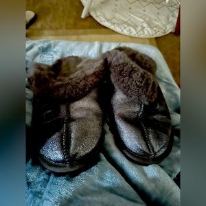 Silver glitter uggs